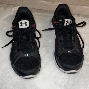 Under Armor Running shoes